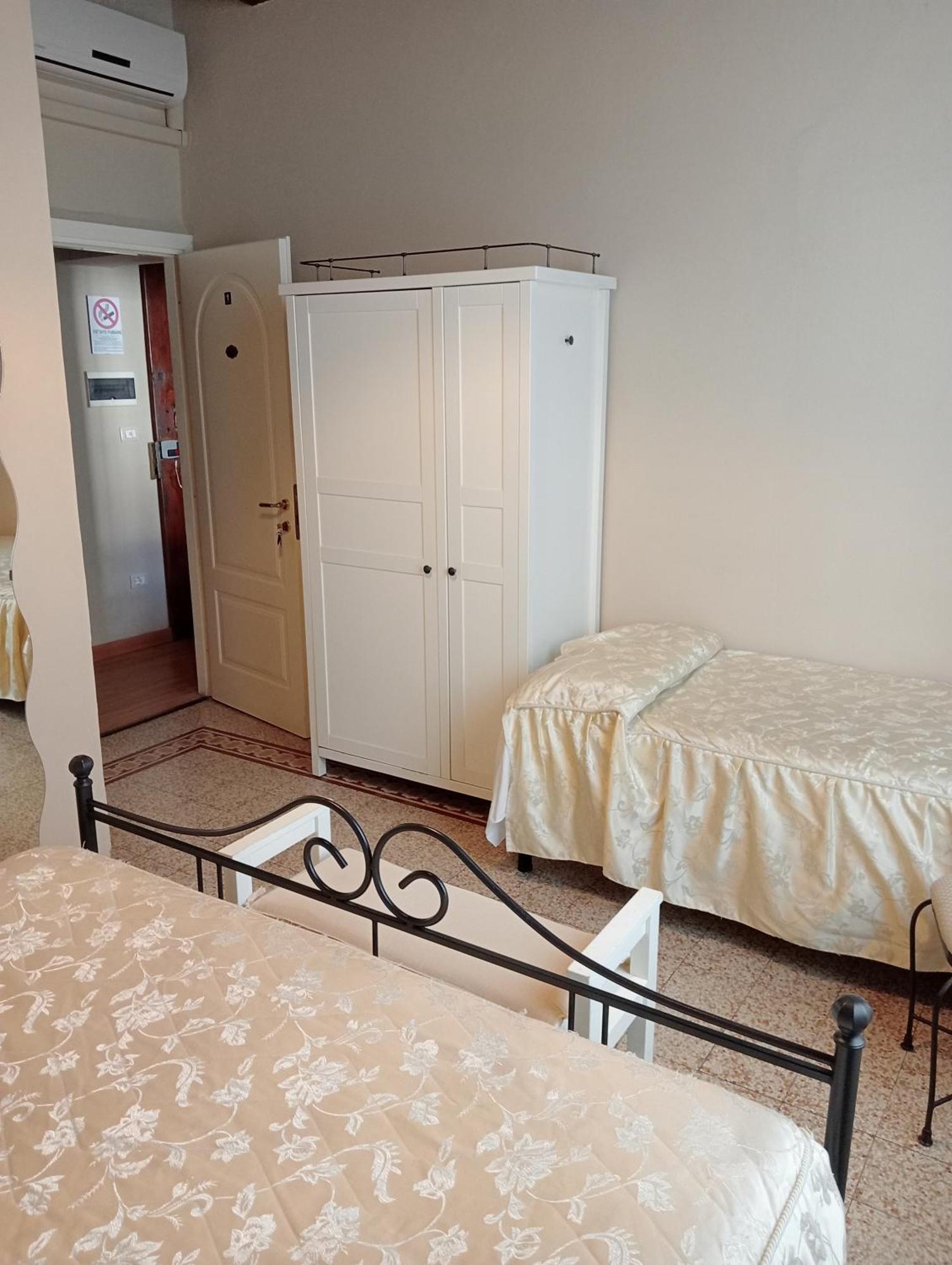 Buonanotte Rooms Lucca Kültér fotó